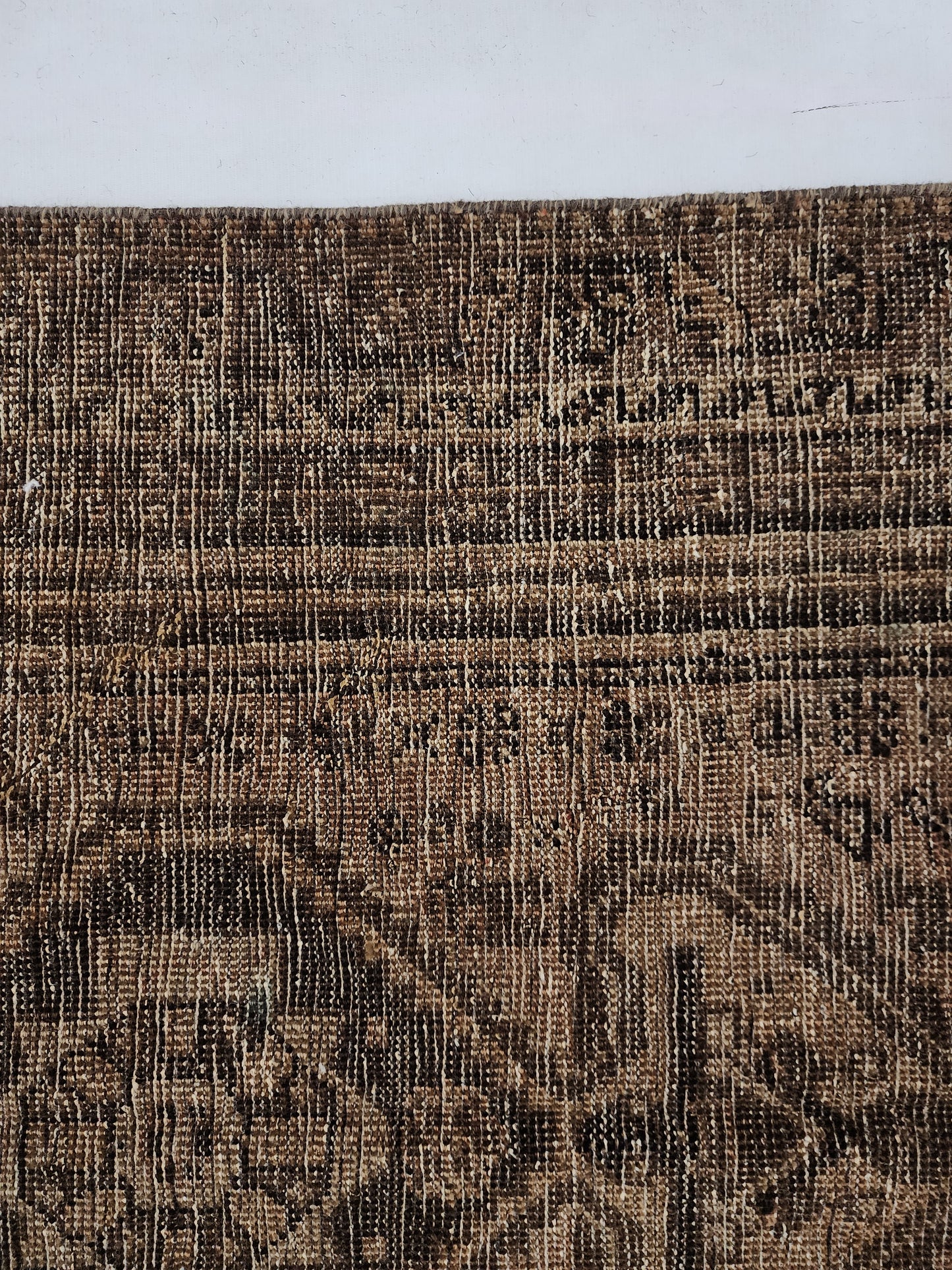 Timeless Nomad: Antique Earth-Tone Qashgai Runner