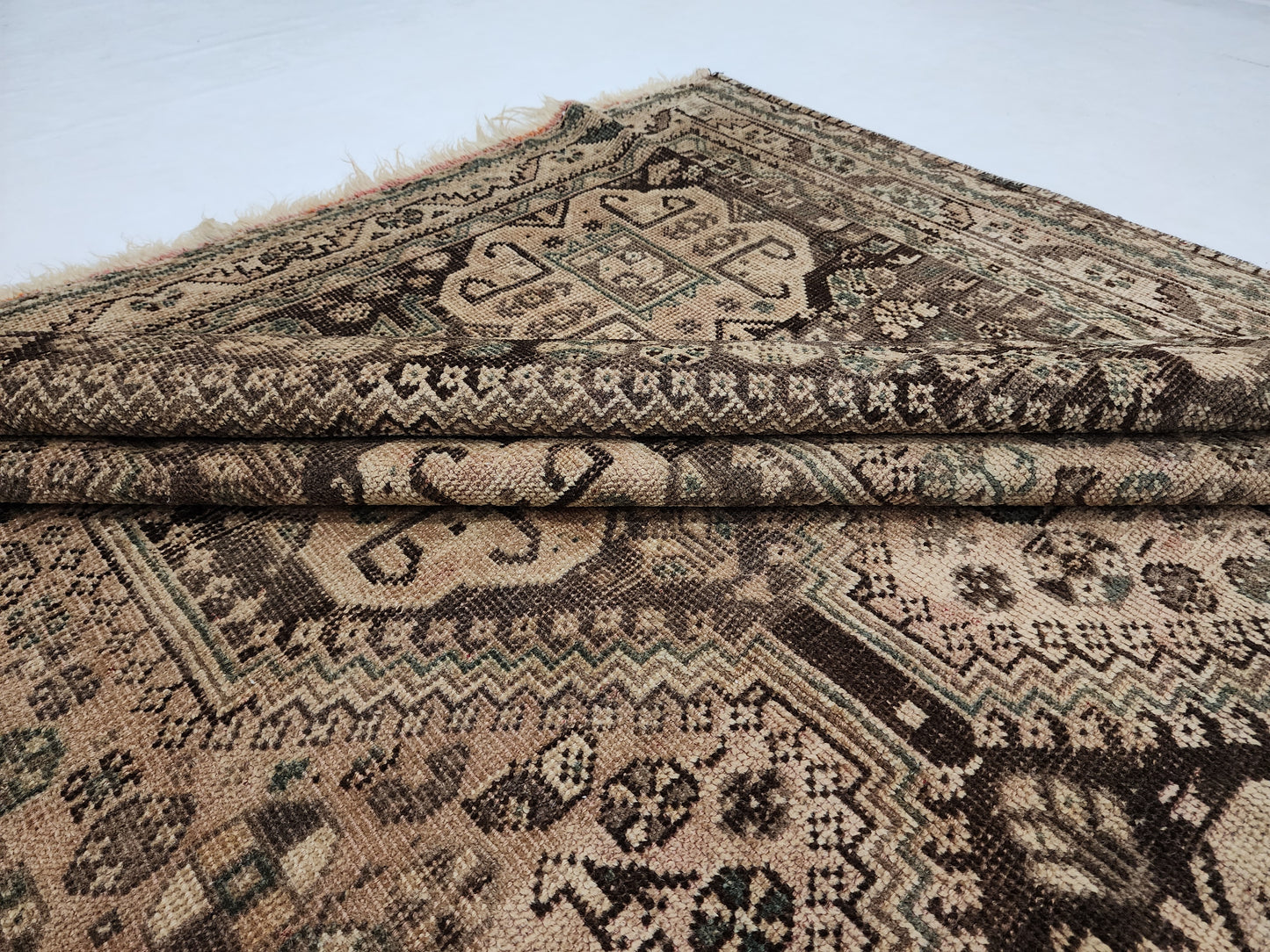 Vintage Persian Qashqai Rug | Earthy Hand-Knotted Tribal Accent