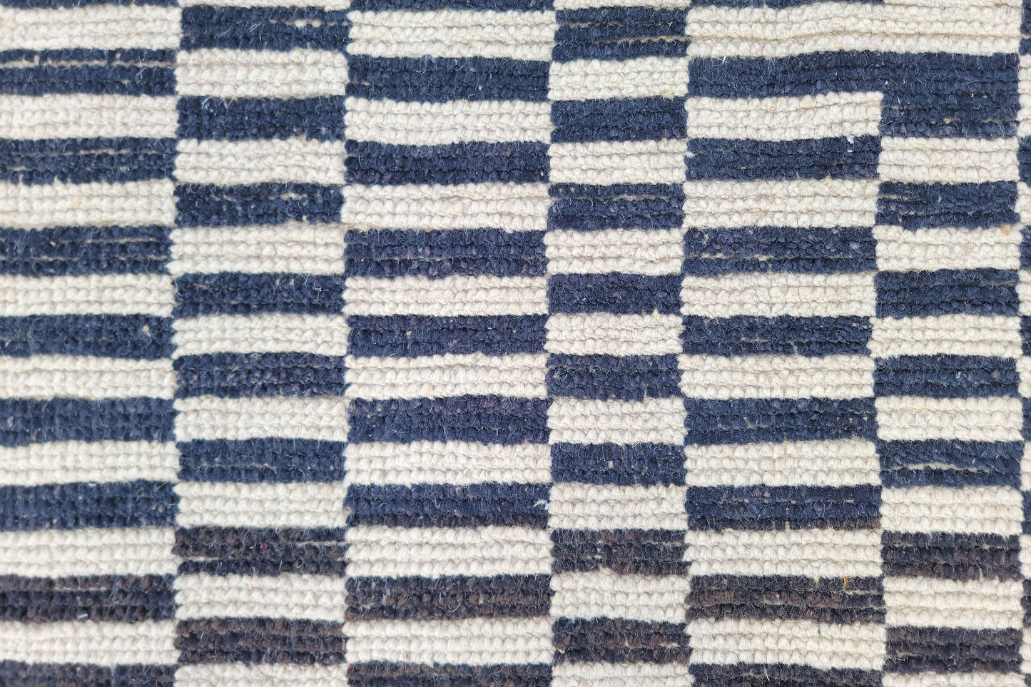 Modernist Moroccan Berber Area Rug – Hand-Knotted Geometric Grid & Lattice Wool Rug