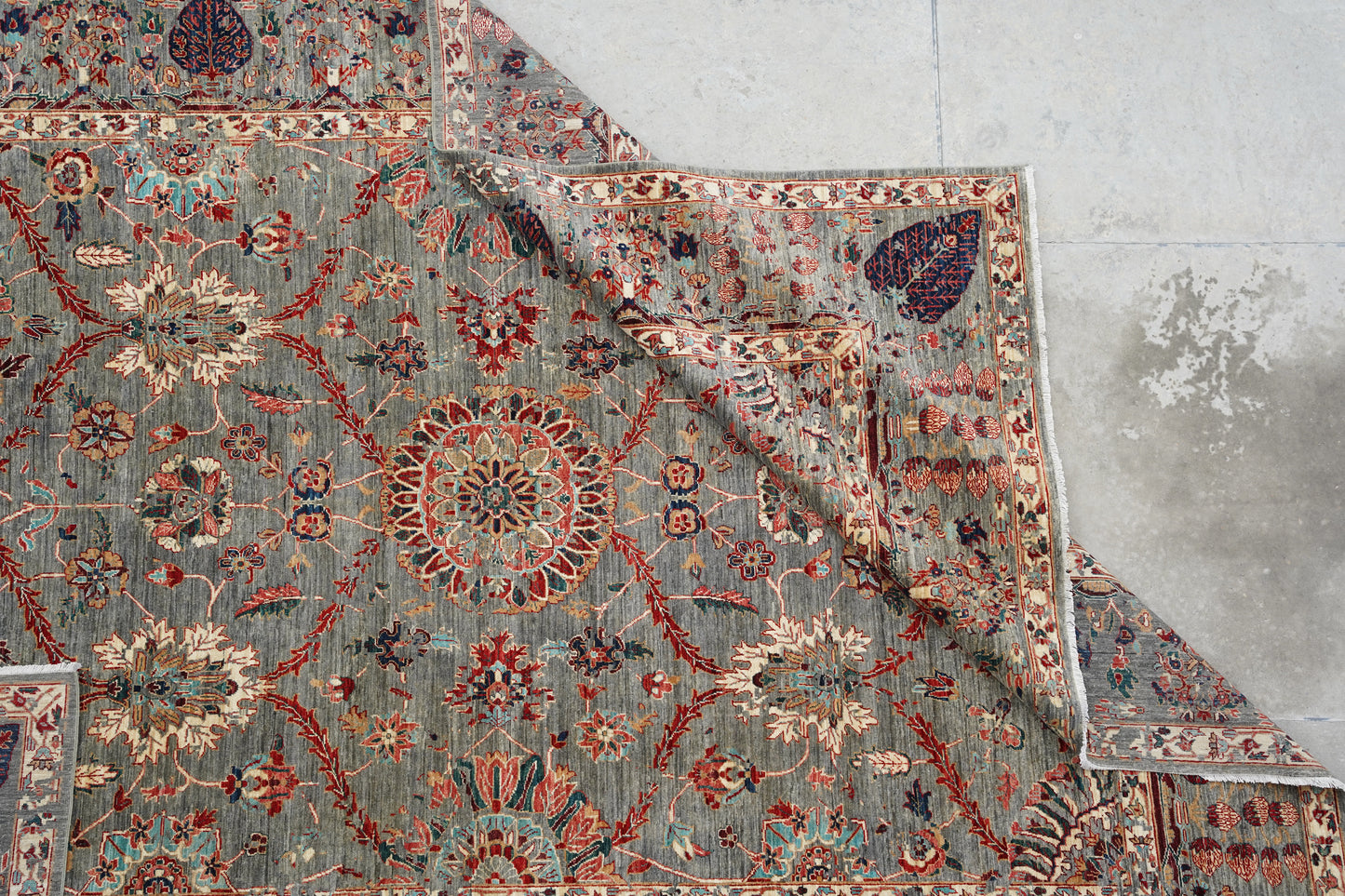 Antique-Inspired Afghan Floral Rug in Stone Blue